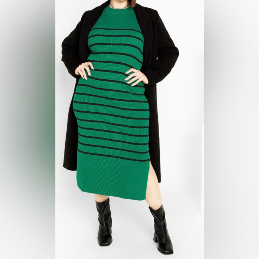 Women’s Green and Black Long Sleeve Dress - Picture 3 of 7